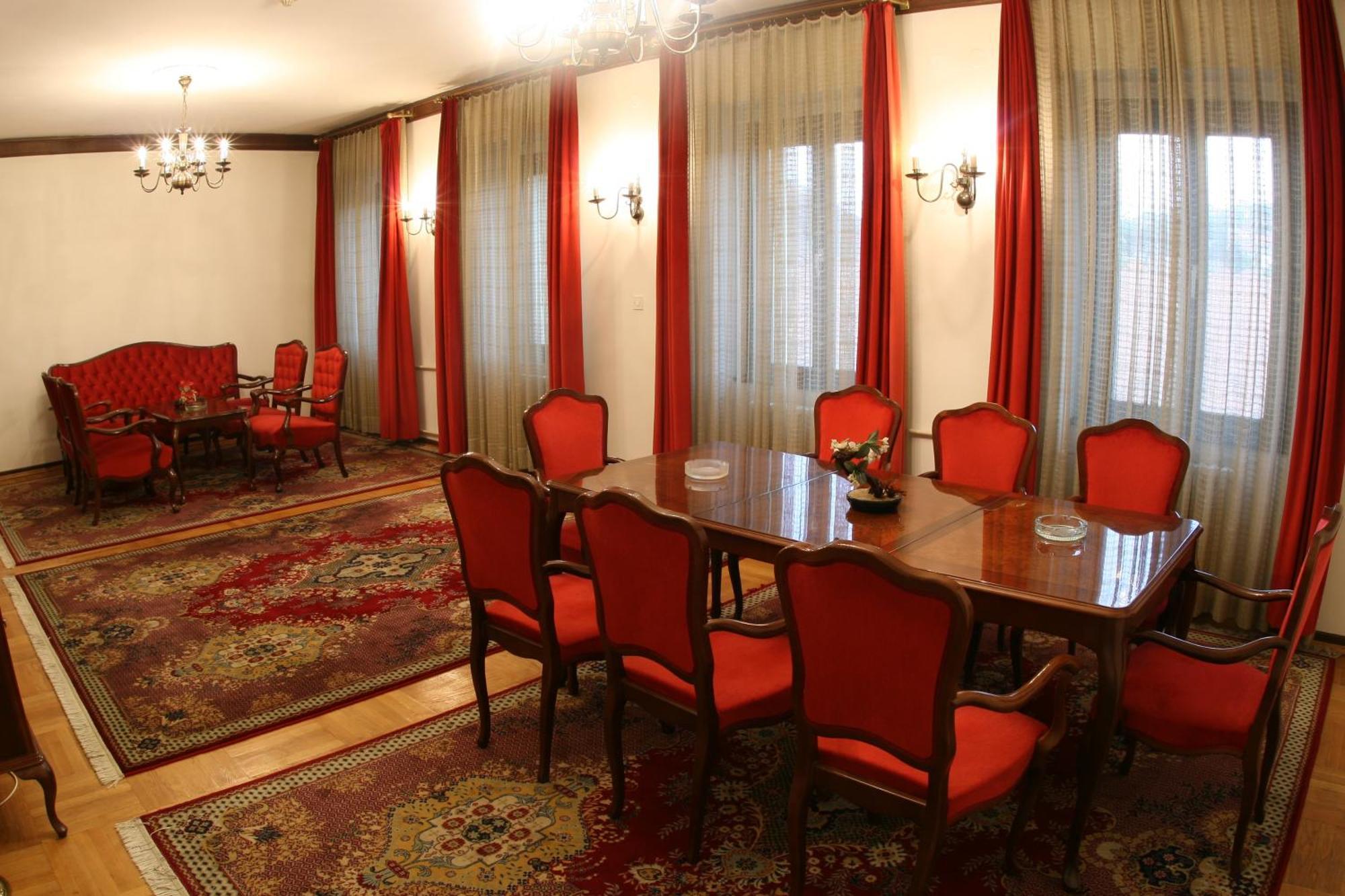 Hotel Grand Valjevo Zewnętrze zdjęcie