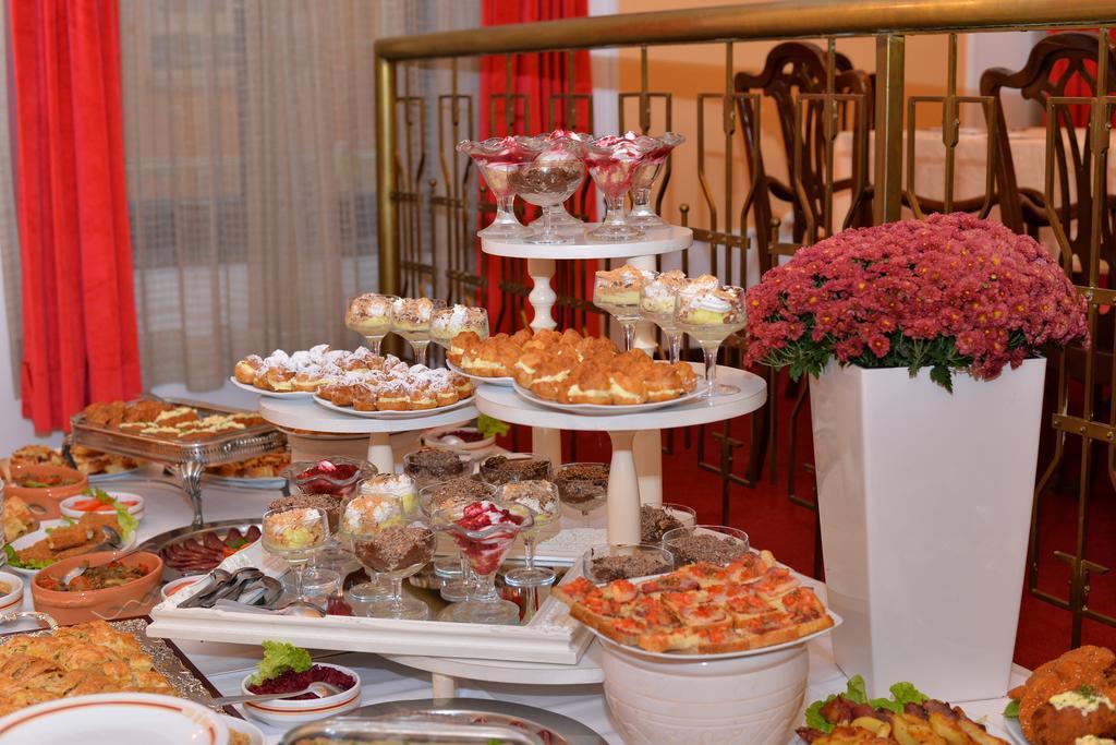 Hotel Grand Valjevo Zewnętrze zdjęcie